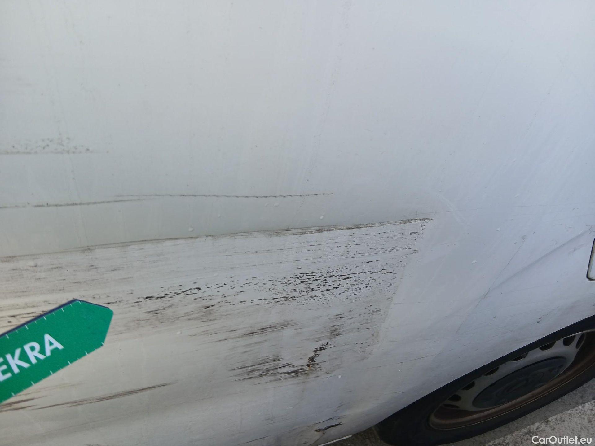  Opel  Vivaro OPEL  / 2019 / 4P / furgón 1.5 Diésel 74kW (100CV) M Std Express #23