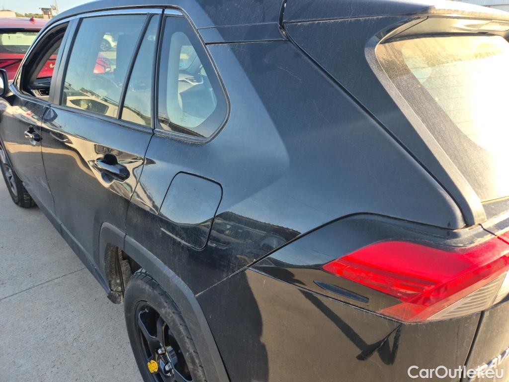  Toyota  RAV4 TOYOTA  / 2018 / 5P / todoterreno 2.5l 220H Business 4WD #41