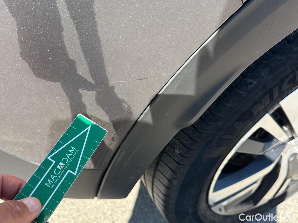  Peugeot  3008 PEUGEOT  Hybrid / 2020 / 5P / todoterreno 225 e-EAT8 Allure (AC2) #23