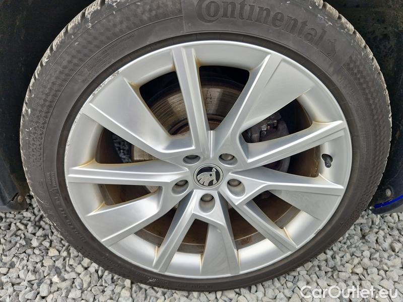  Skoda  Superb  Combi (3V5)(2015) Su.c.2.0TDI 147 Scout 4x4 Aut #21