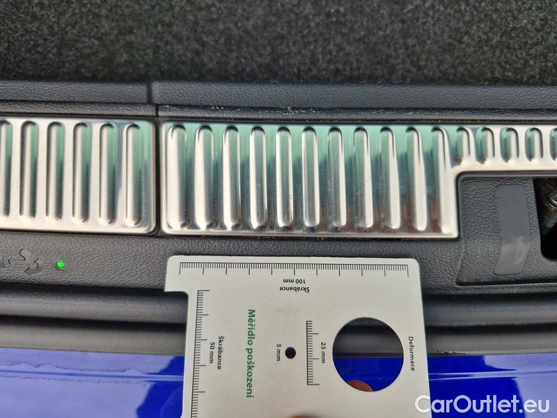  Skoda  Superb  Combi (3V5)(2015) Su.c.2.0TDI 147 Scout 4x4 Aut #16