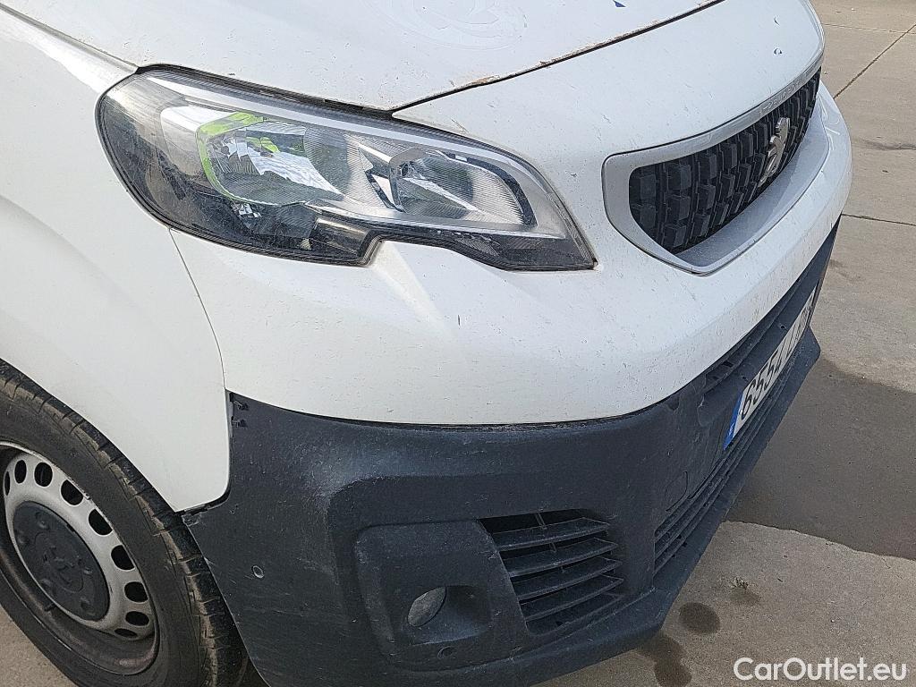  Peugeot  Expert PEUGEOT  / 2016 / 4P / furgón Furgón Premium 2.0 BlueHDi 120 Standard #35