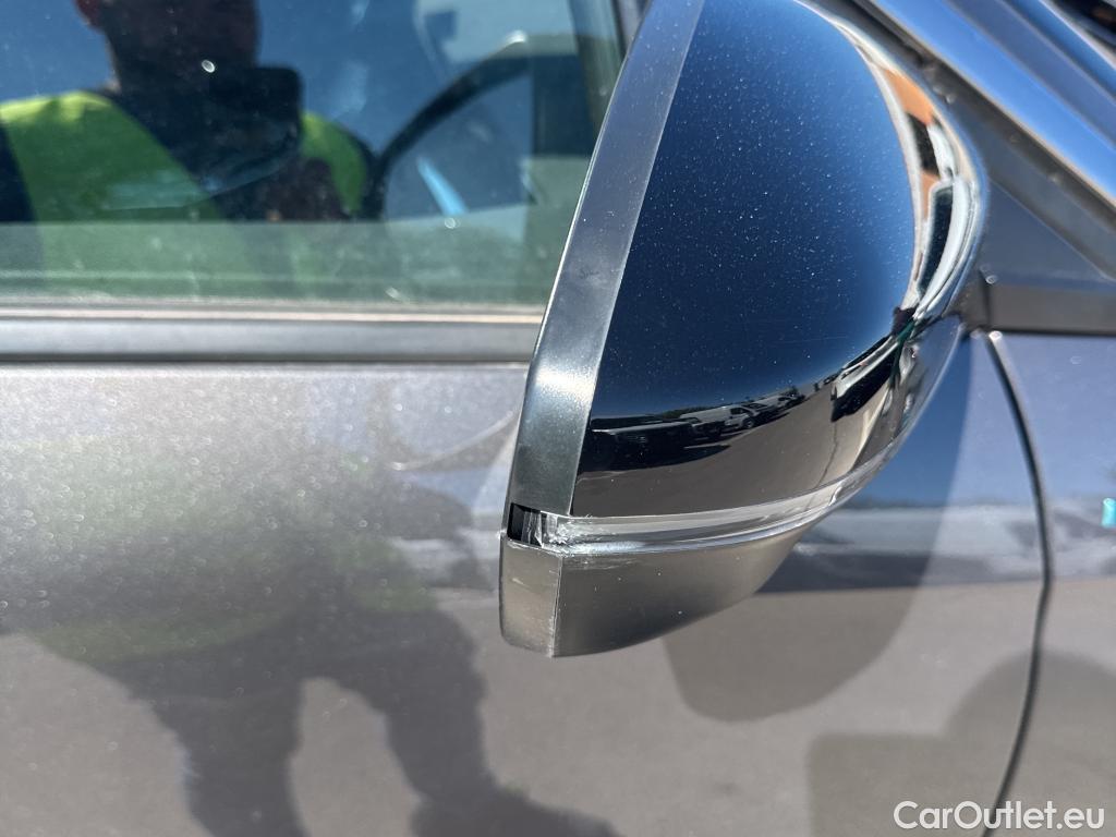  Peugeot  3008 PEUGEOT  Hybrid / 2020 / 5P / todoterreno 225 e-EAT8 Allure (AC2) #12