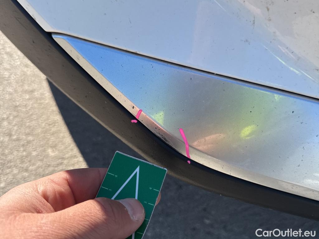  Peugeot  2008 PEUGEOT  / 2019 / 5P / todoterreno Allure BlueHDI 81kW (110CV) #31