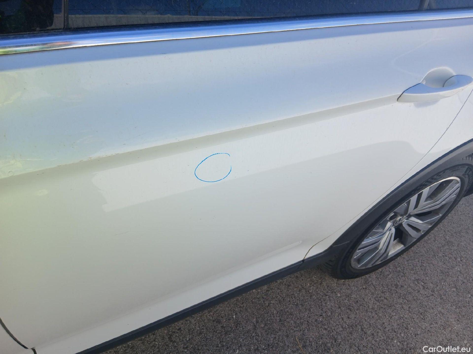  Volkswagen  Passat VOLKSWAGEN  / 2019 / 5P / familiar Alltrack 2.0 TDI 140kW (190CV) 4Mot DSG #23