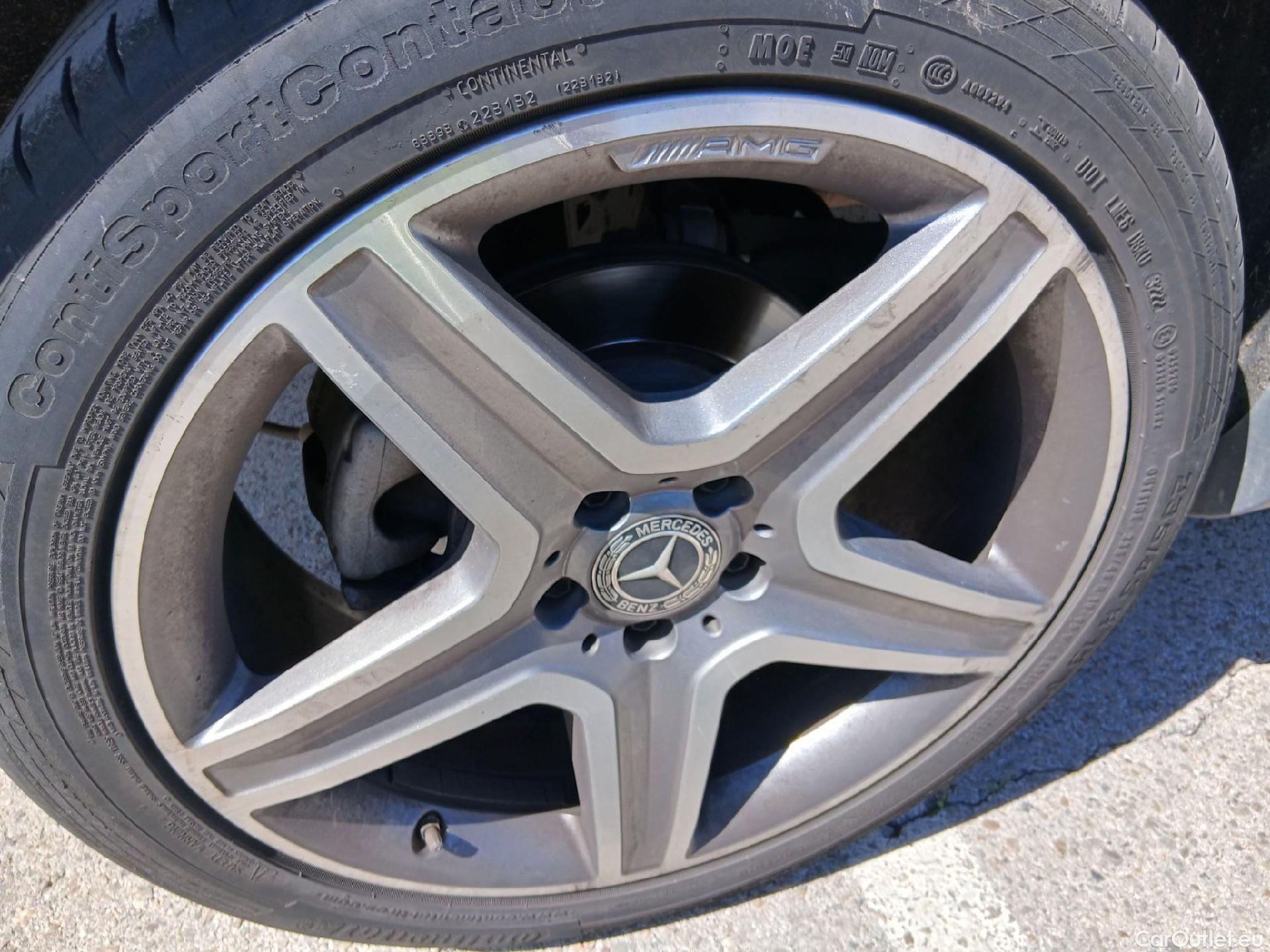  Mercedes  GLA MERCEDES-BENZ Clase  / 2017 / 5P / todoterreno  200 d #37