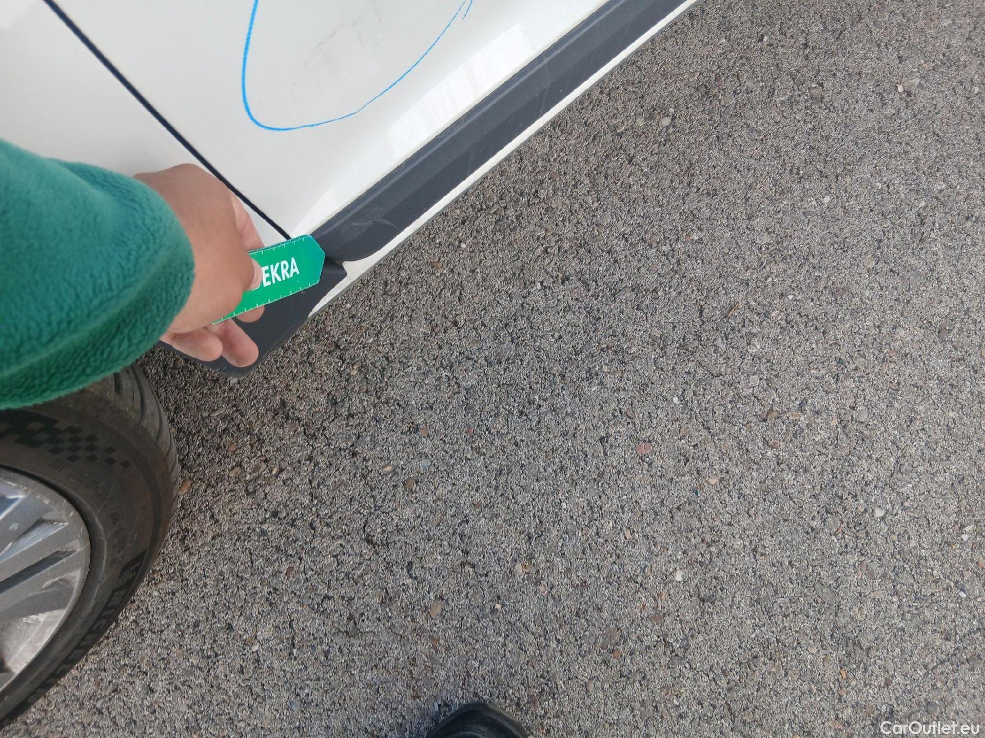  Volkswagen  Passat VOLKSWAGEN  / 2019 / 5P / familiar Alltrack 2.0 TDI 140kW (190CV) 4Mot DSG #17