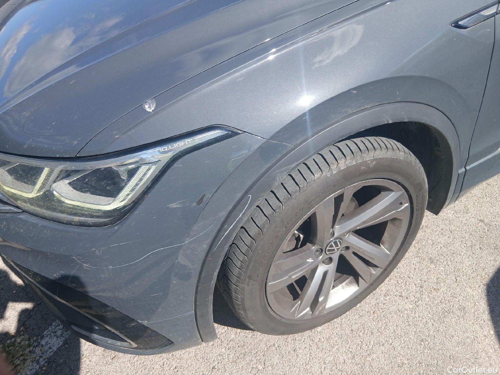  Volkswagen  Tiguan VOLKSWAGEN  / 2020 / 5P / todoterreno R-Line 2.0 TDI 110kW (150CV) DSG #7