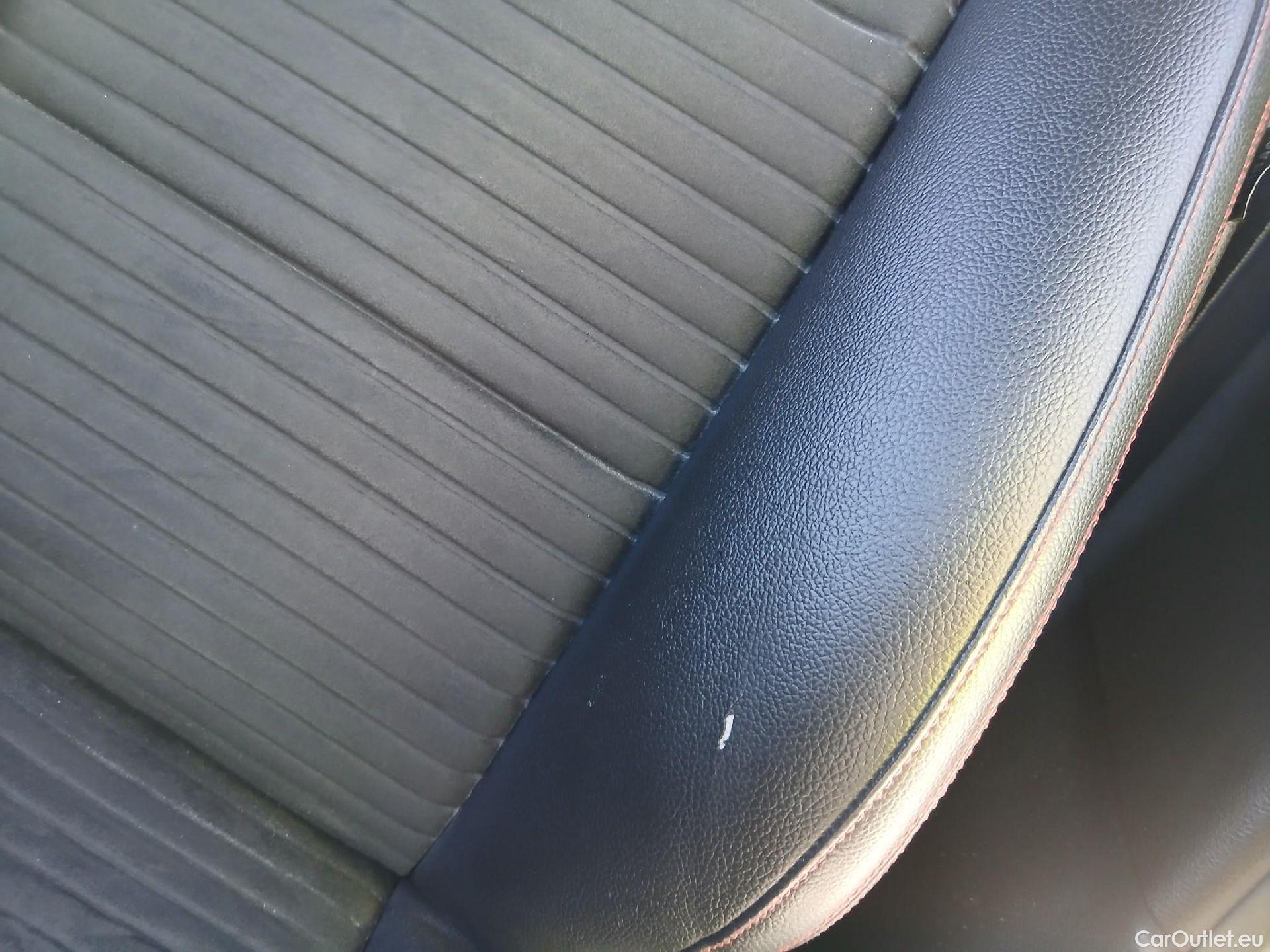  Mercedes  GLA MERCEDES-BENZ Clase  / 2017 / 5P / todoterreno  200 d #21