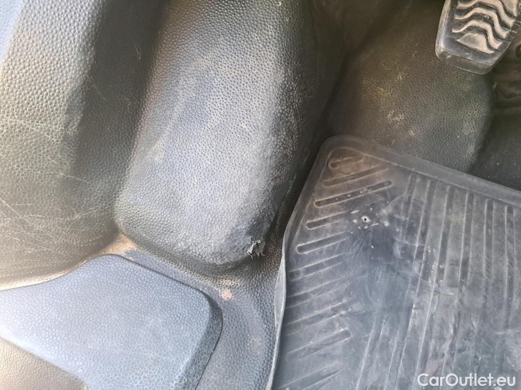  Ford  Transit FORD  / 2013 / 2P / chasis cabina 350 96kW L4 Trend Propulsión Trasera #21