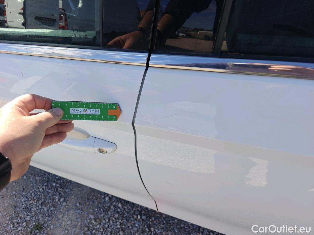  Opel  Corsa OPEL  1.2T XHL 74kW (100CV) Elegance #17