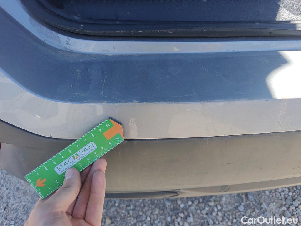  Peugeot  308 PEUGEOT  / 2021 / 5P / familiar SWActive Pack BlueHDi 130 S&S MAN #38