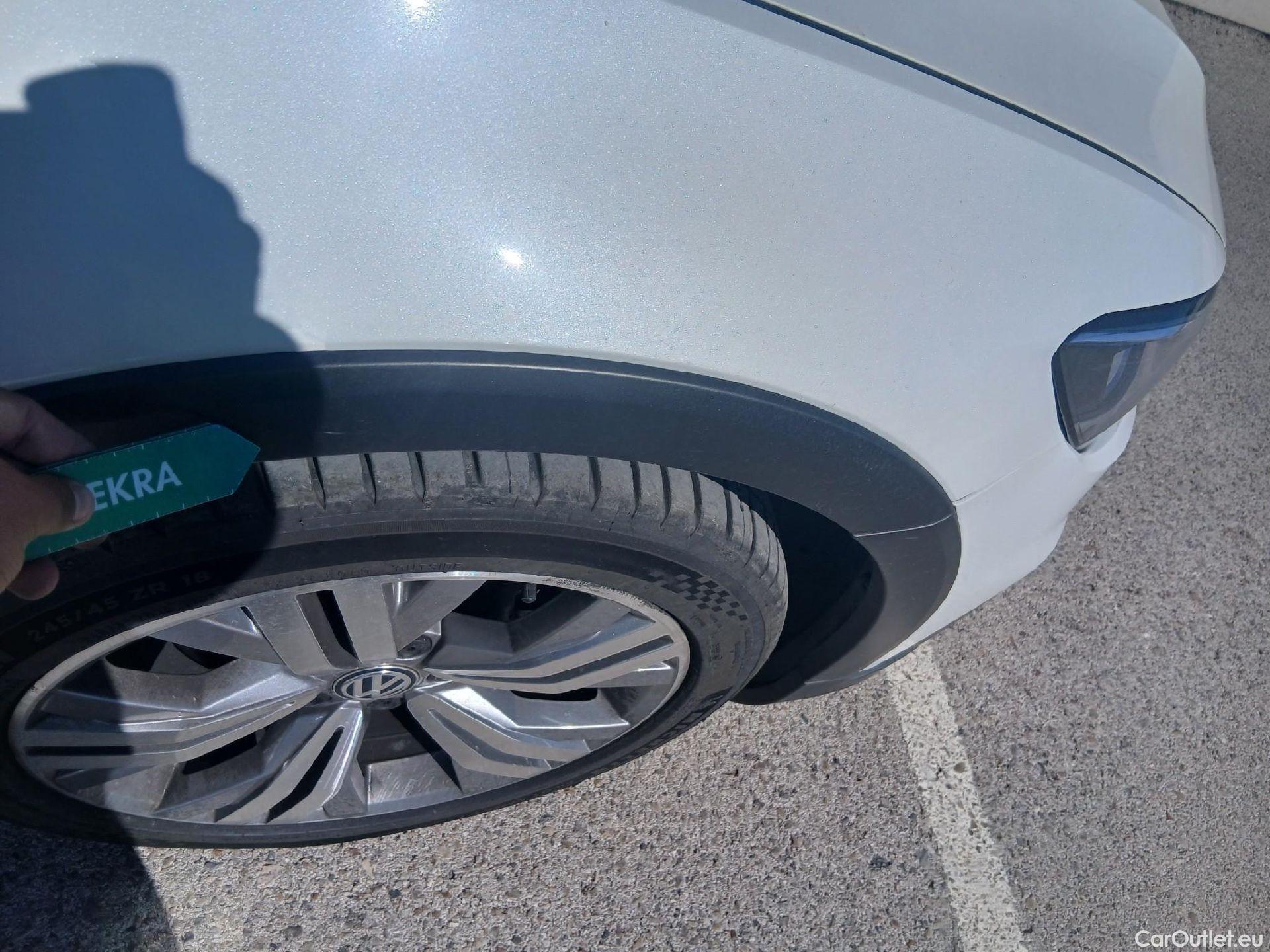  Volkswagen  Passat VOLKSWAGEN  / 2019 / 5P / familiar Alltrack 2.0 TDI 140kW (190CV) 4Mot DSG #47