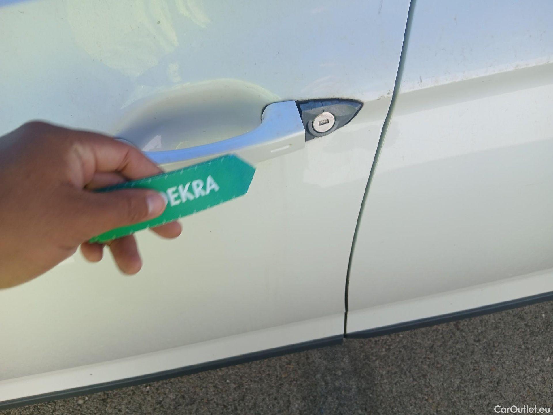  Volkswagen  Passat VOLKSWAGEN  / 2019 / 5P / familiar Alltrack 2.0 TDI 140kW (190CV) 4Mot DSG #21