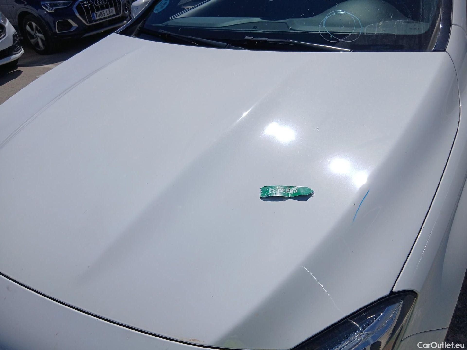  Mercedes  GLA MERCEDES-BENZ Clase  / 2017 / 5P / todoterreno  200 d #9