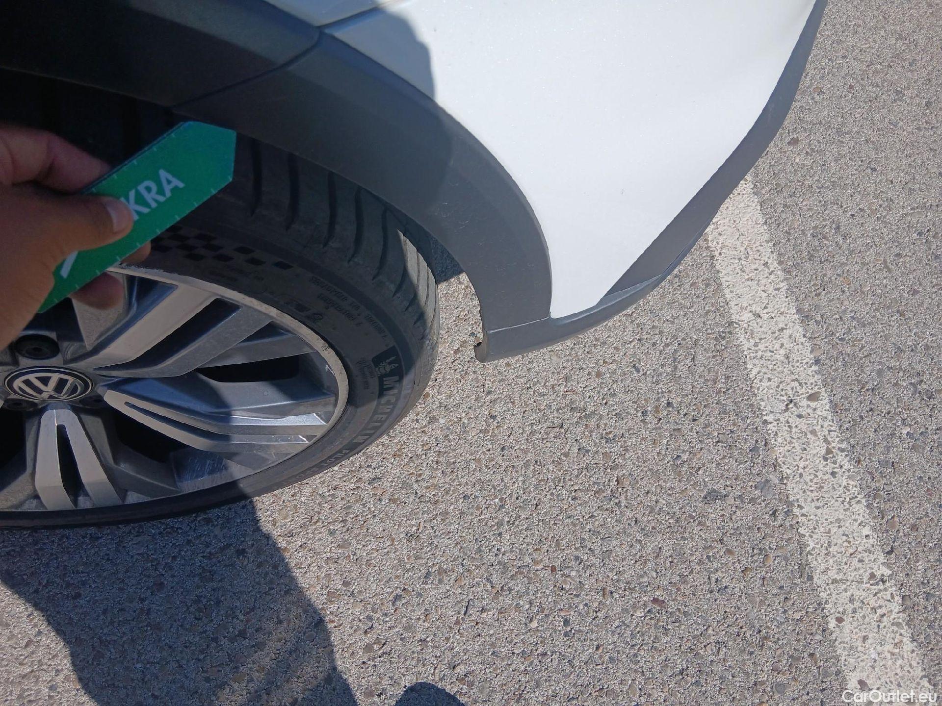  Volkswagen  Passat VOLKSWAGEN  / 2019 / 5P / familiar Alltrack 2.0 TDI 140kW (190CV) 4Mot DSG #49