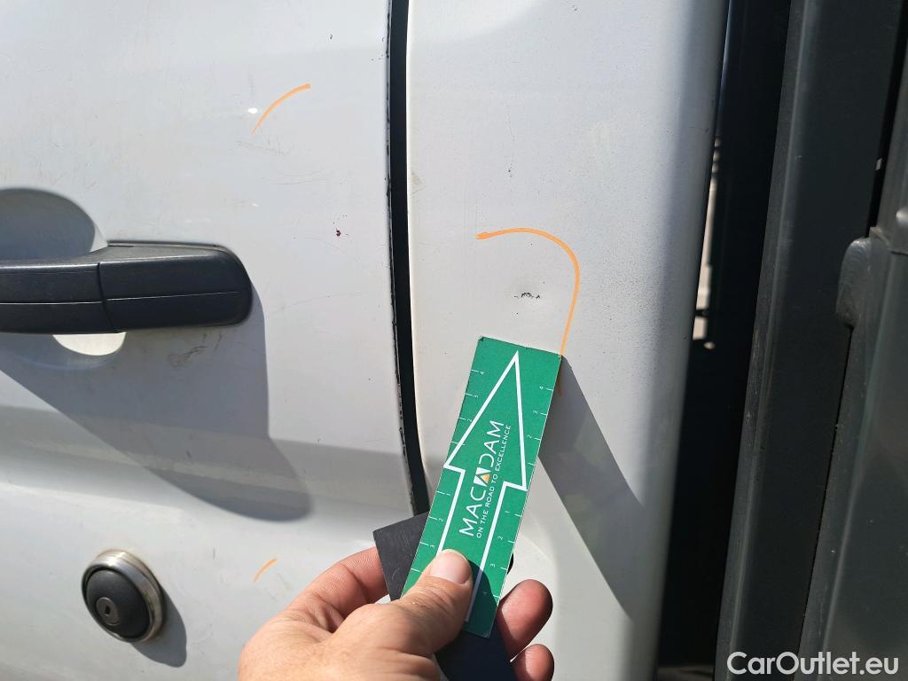  Ford  Transit FORD  / 2013 / 2P / chasis cabina 350 96kW L4 Trend Propulsión Trasera #38