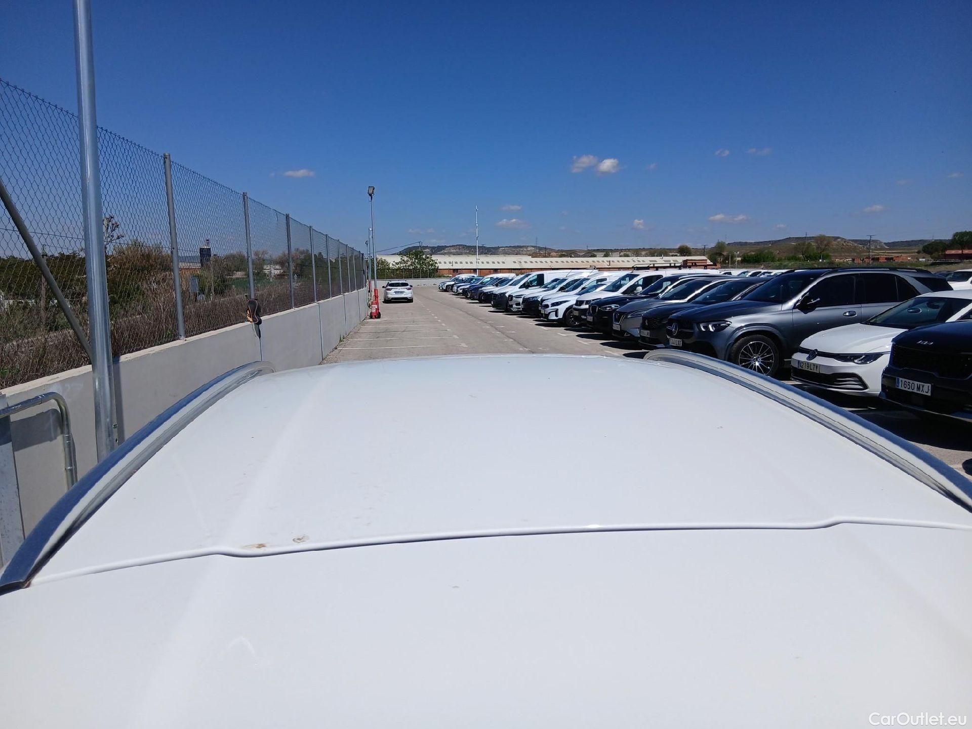  Mercedes  GLA MERCEDES-BENZ Clase  / 2017 / 5P / todoterreno  200 d #22