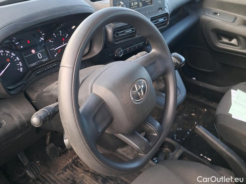  Toyota  Proace TOYOTA  COMBI CITY 1.5D 75kW (100CV) GX L1 #43