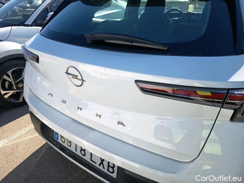  Opel  Mokka OPEL  / 2020 / 5P / 1.5 D Business Elegance #32