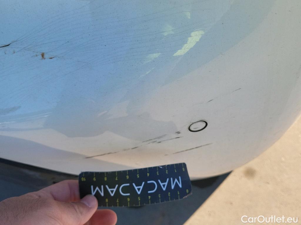  Peugeot  208 PEUGEOT  / 2019 / 5P / berlina con portón BlueHDi 73kW (100CV) Active Pack (AC) #26