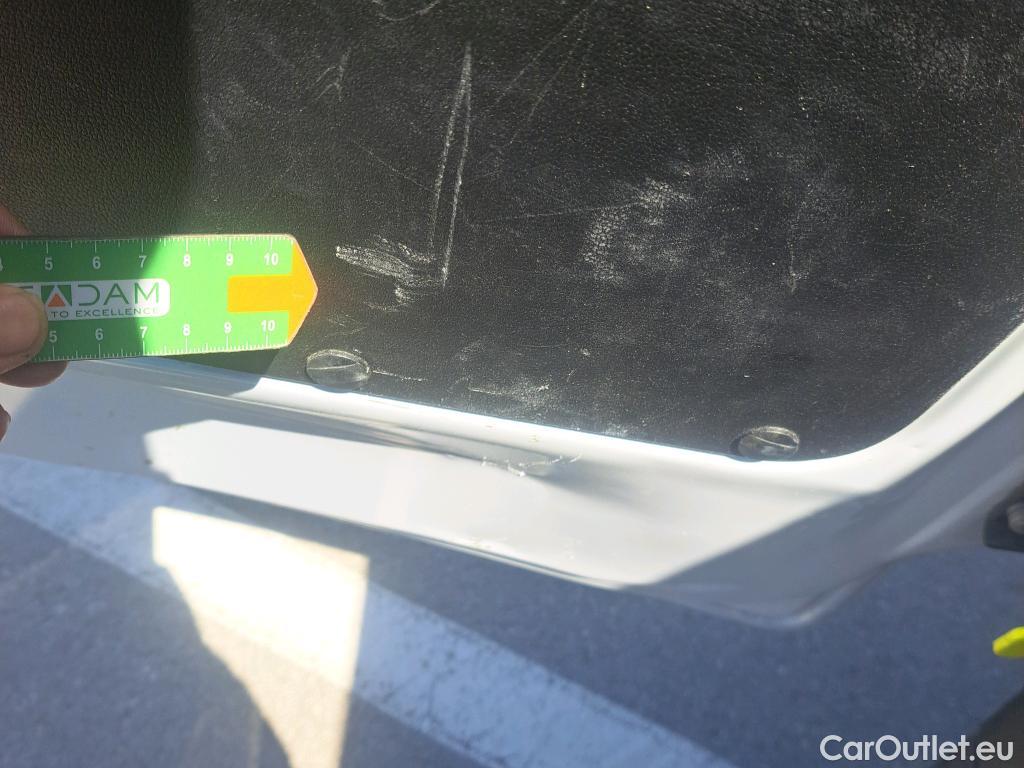  Opel  Combo OPEL  / 2018 / 3P / furgón derivado de turismo 1.5 TD 75kW (100CV) Express L H1 650kg #46