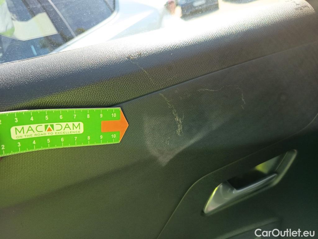  Opel  Mokka OPEL  / 2020 / 5P / 1.5 D Business Elegance #14