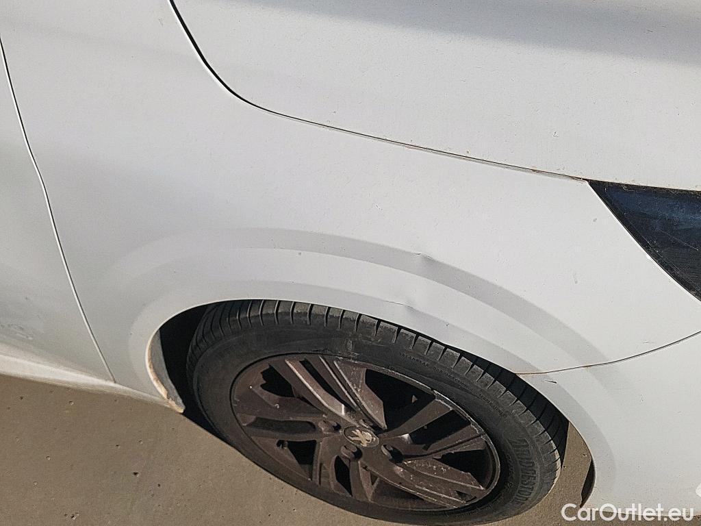  Peugeot  208 PEUGEOT  / 2019 / 5P / berlina con portón BlueHDi 73kW (100CV) Active Pack (AC) #5