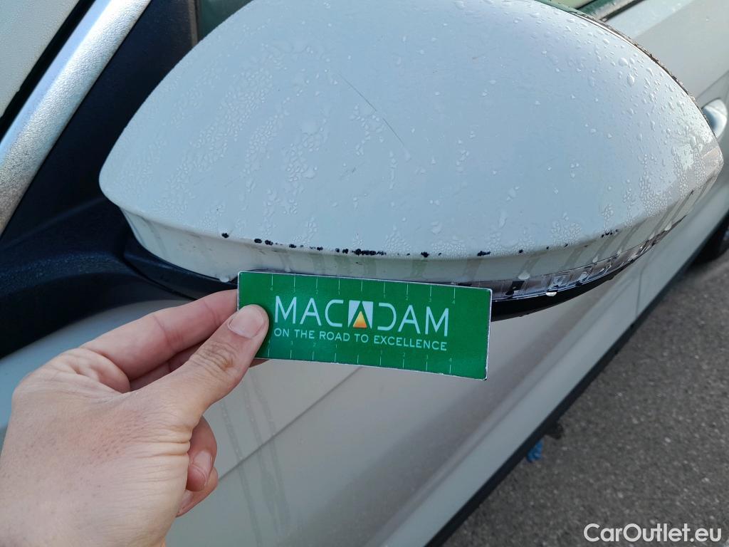  Volkswagen  T-ROC VOLKSWAGEN  / 2021 / 5P / todoterreno Life 1.5 TSI 110kW (150CV) DSG #24