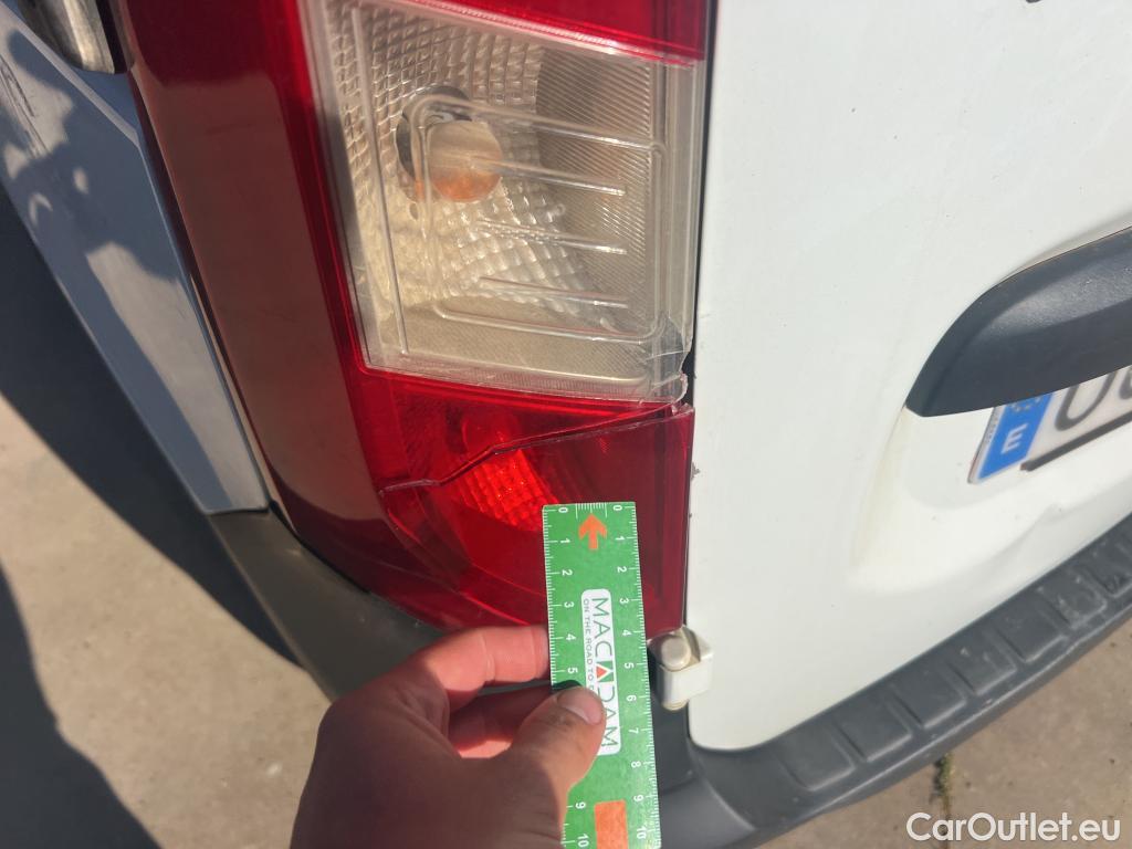  Dacia  Dokker DACIA  / 2013 / 4P / furgón derivado de turismo Van Essential Blue dCi 70kW (95CV) #6