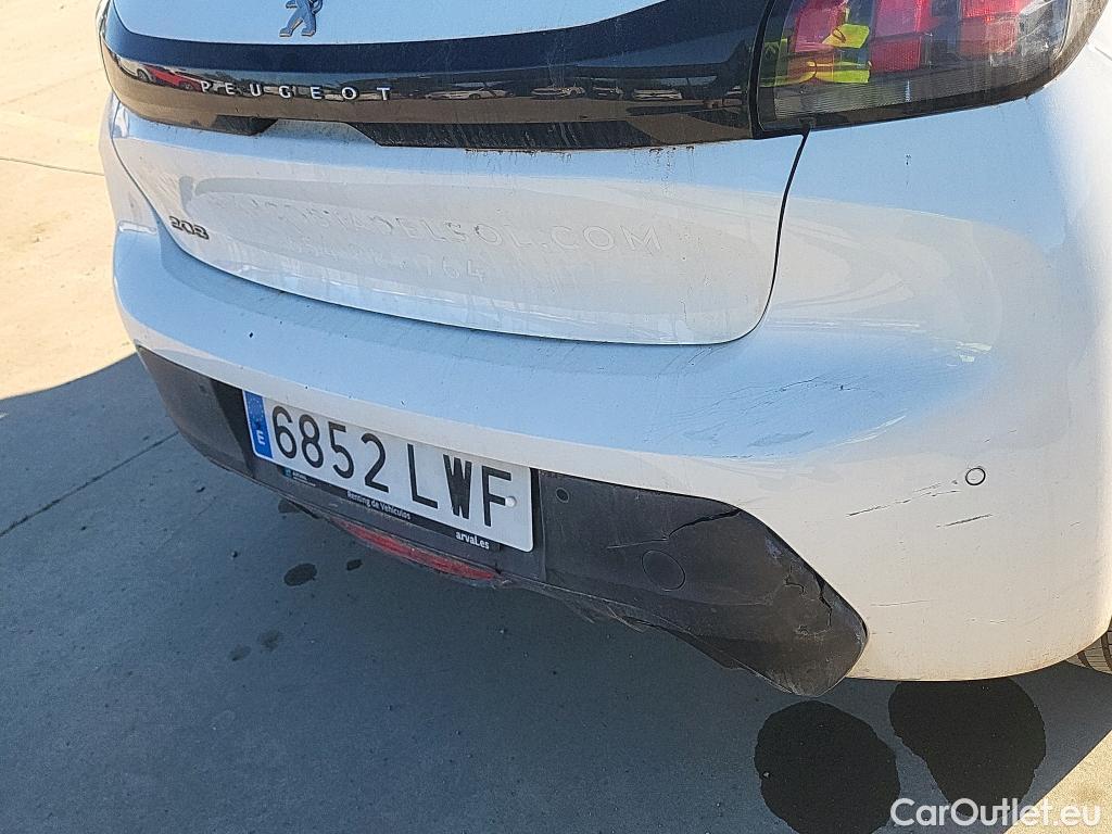  Peugeot  208 PEUGEOT  / 2019 / 5P / berlina con portón BlueHDi 73kW (100CV) Active Pack (AC) #3