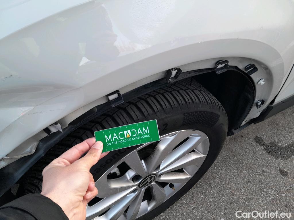  Volkswagen  T-ROC VOLKSWAGEN  / 2021 / 5P / todoterreno Life 1.5 TSI 110kW (150CV) DSG #11