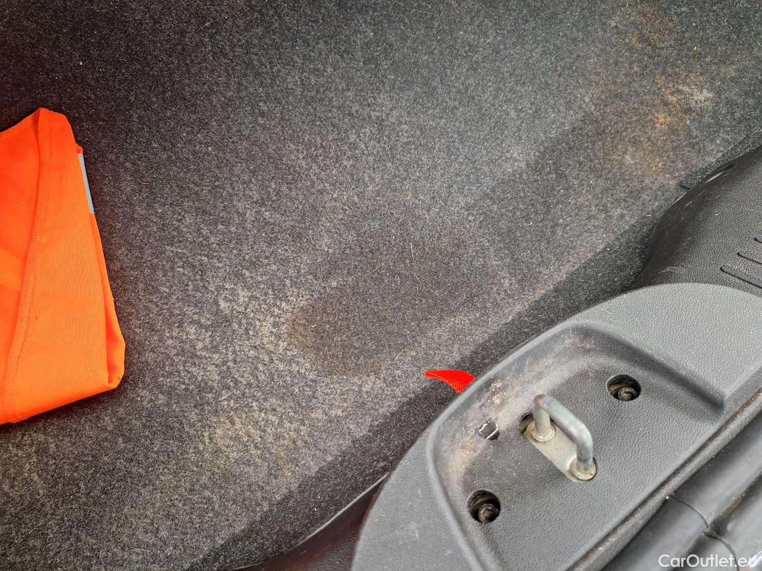  Fiat  500 Fiat,  '15, Fiat  1.0 Hybrid 70 Lounge 3d #55