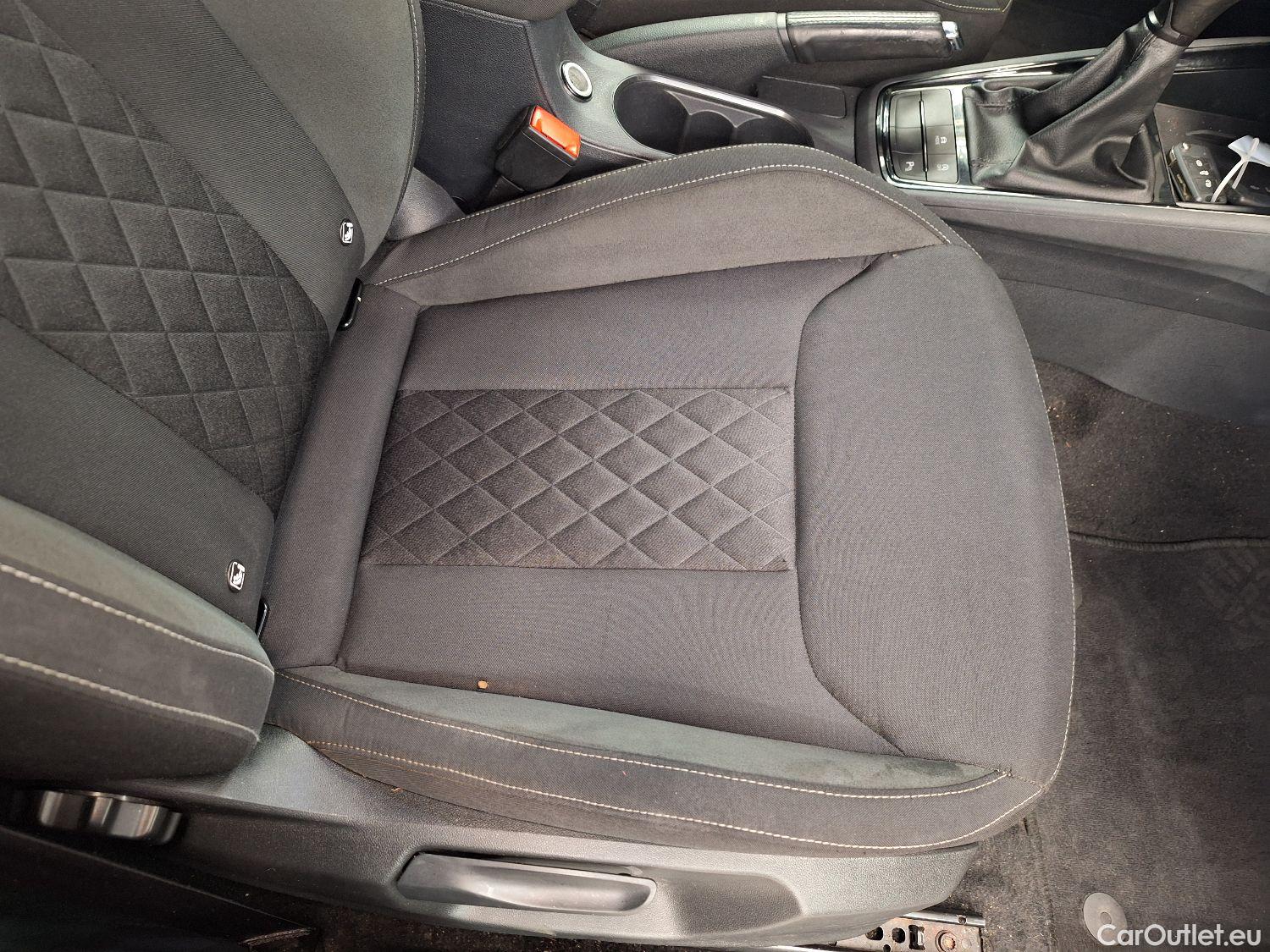  Skoda  KAMIQ Skoda,  '19, Skoda  1.0 TGI 66kW Clever 5d #77