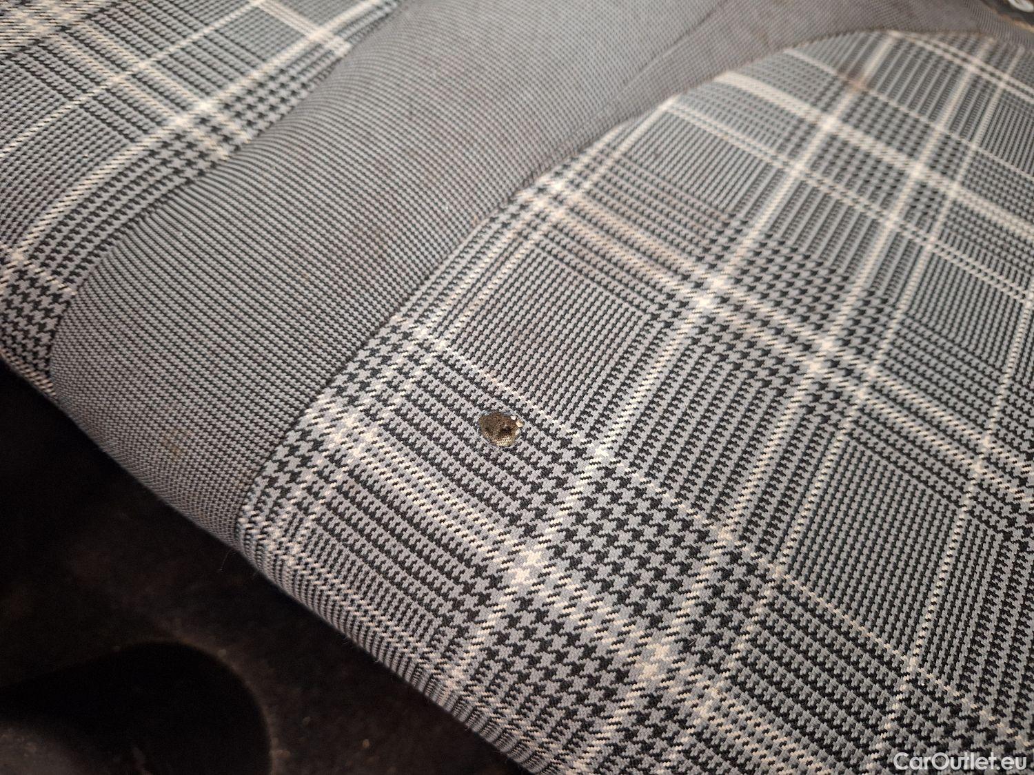  Fiat  500 Fiat,  '15, Fiat  1.0 Hybrid 70 Lounge 3d #53