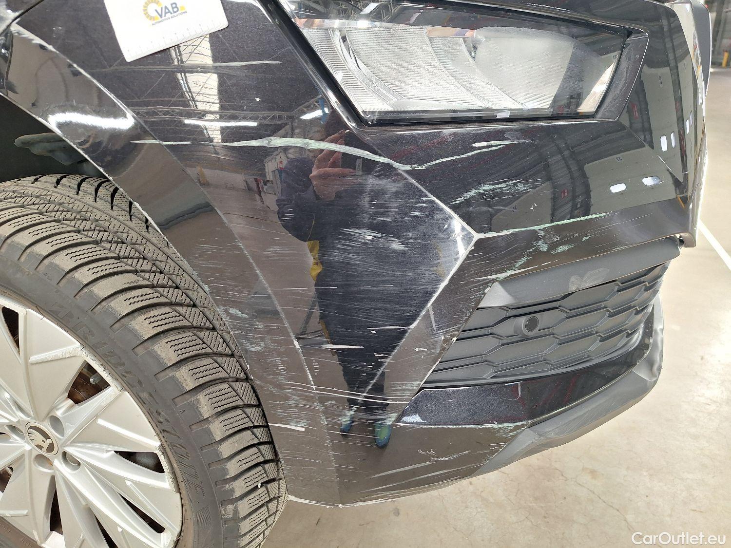  Skoda  KAMIQ Skoda,  '19, Skoda  1.0 TGI 66kW Clever 5d #64