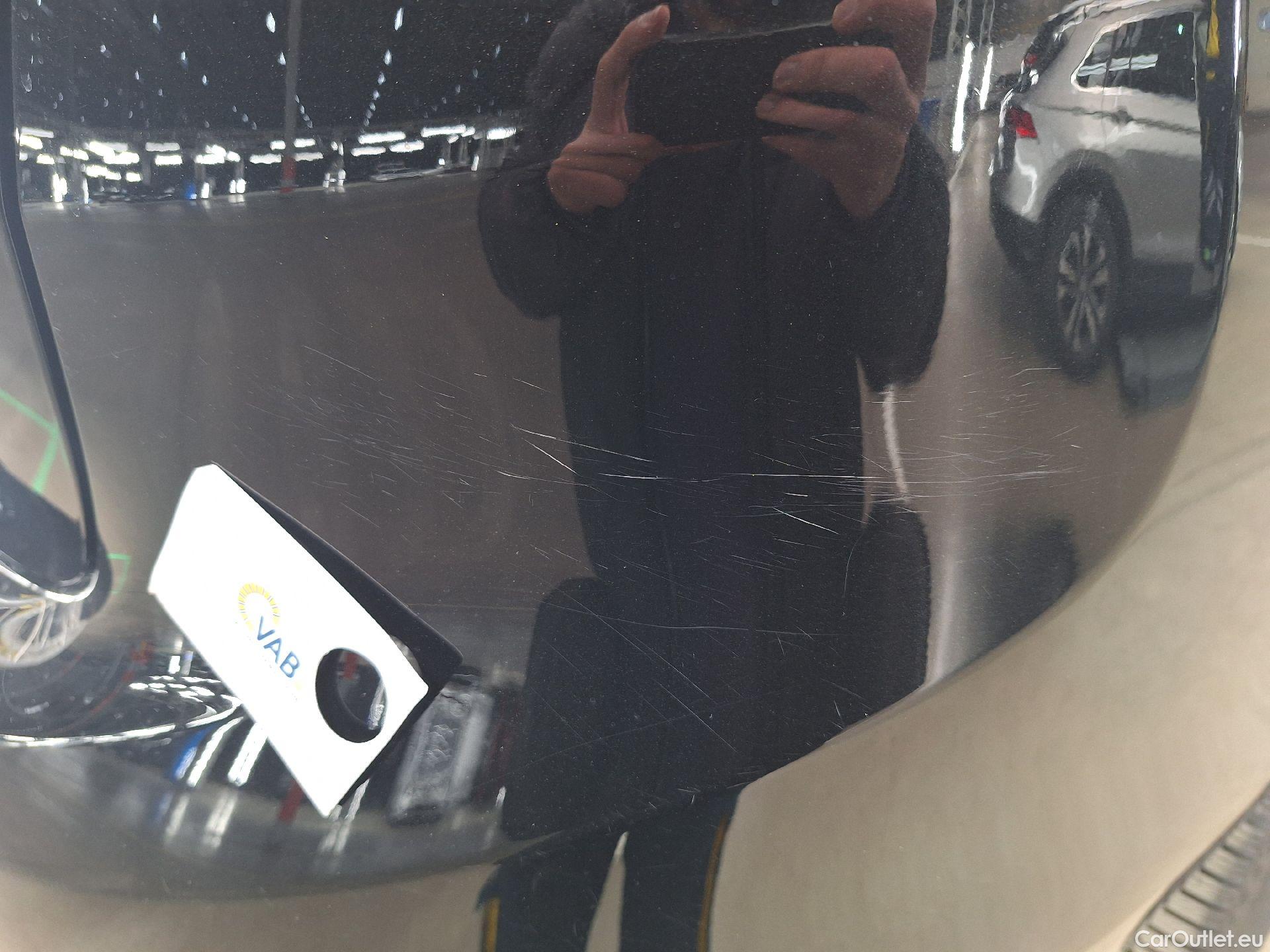  Bmw  Serie 2 BMW, 2-serie GranTour '18, BMW 2 Reeks Gran Tourer 220i (131kW) 5d 7pl #9