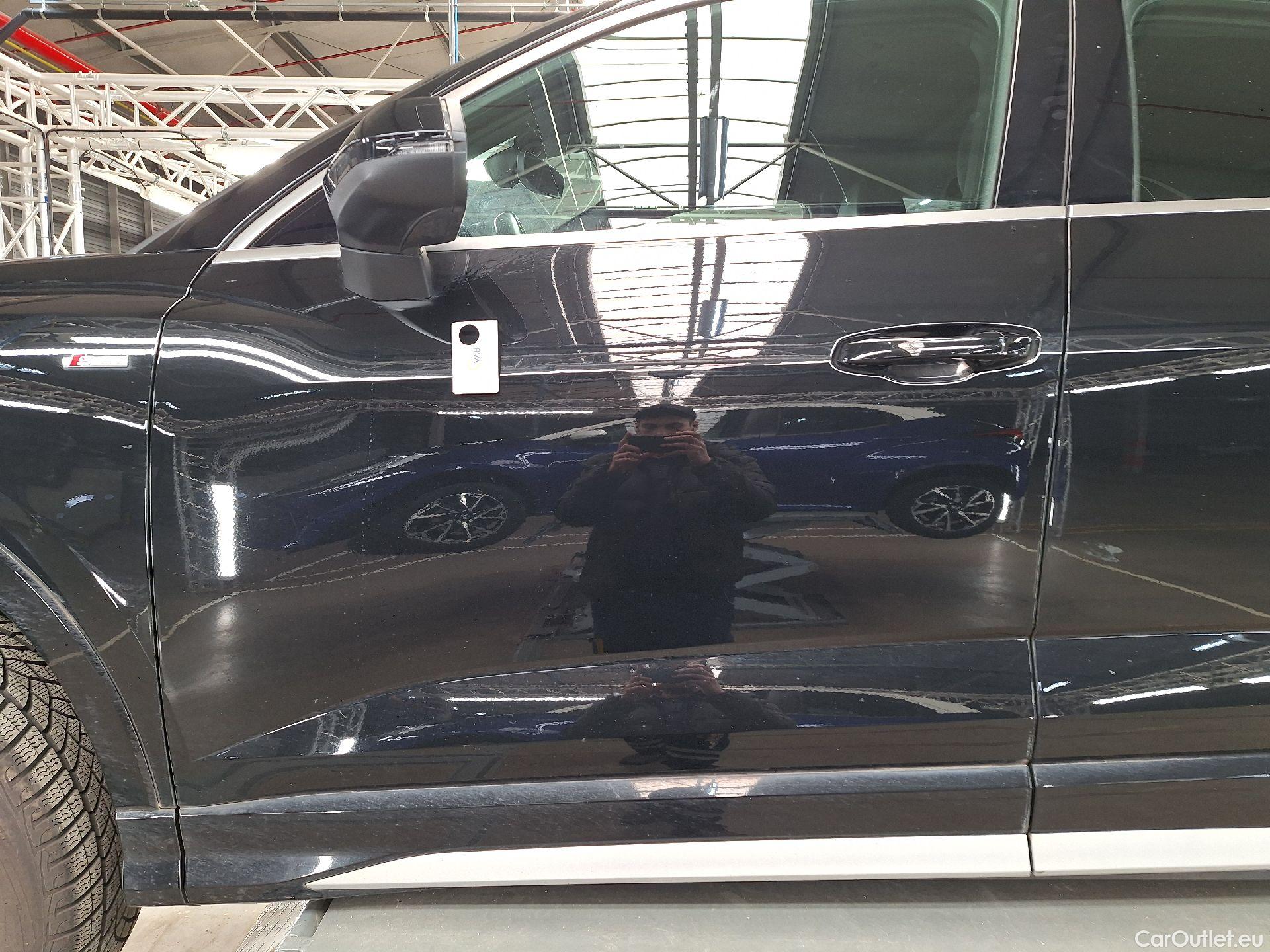  Audi  Q3 Audi,  SB '19, Audi  Sportback 35 TFSI S Line 5d #18