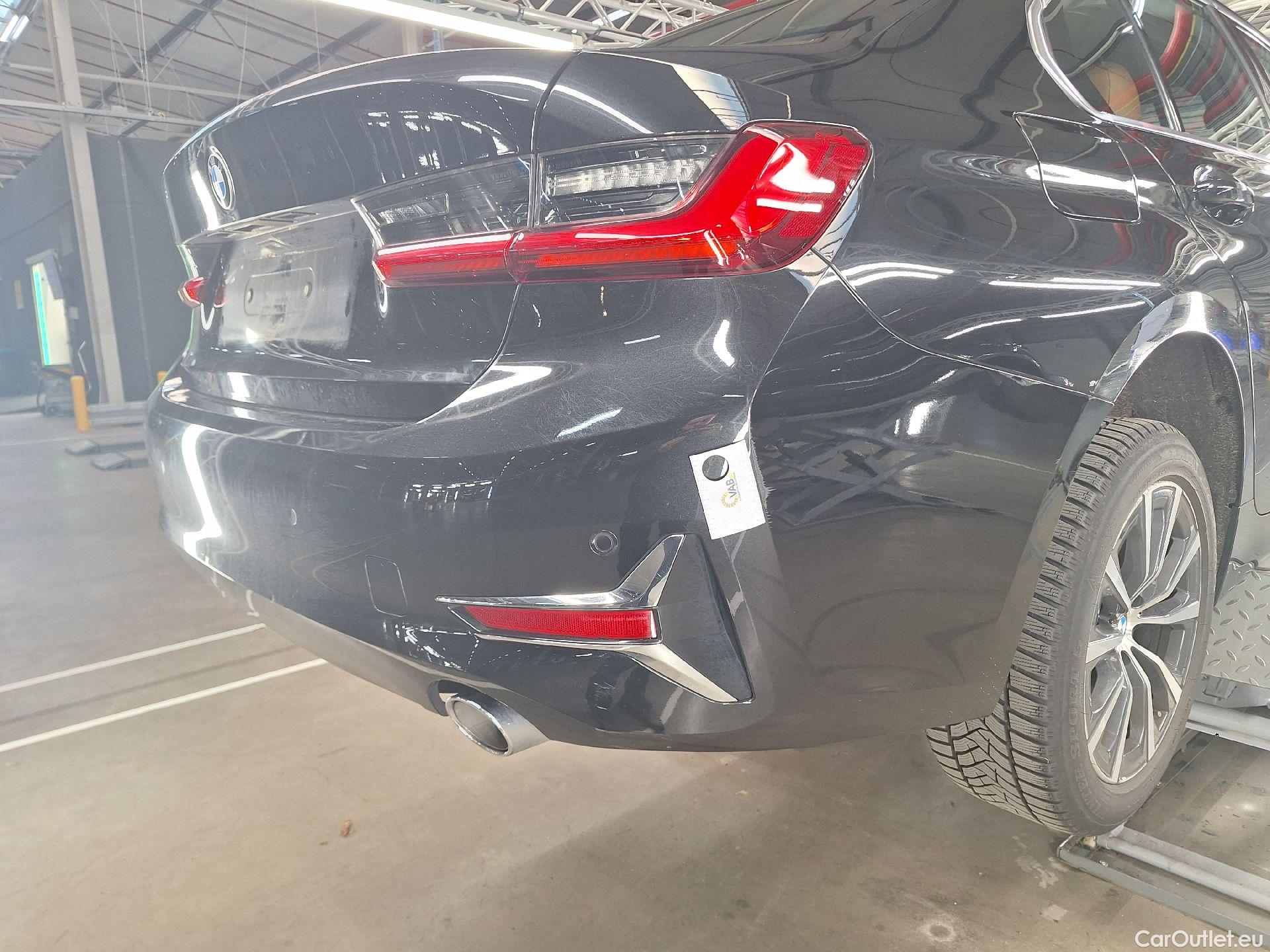  Bmw  Serie 3 BMW, 3-serie '18, BMW 3 Reeks Berline 318dA (110 kW) 4d #17