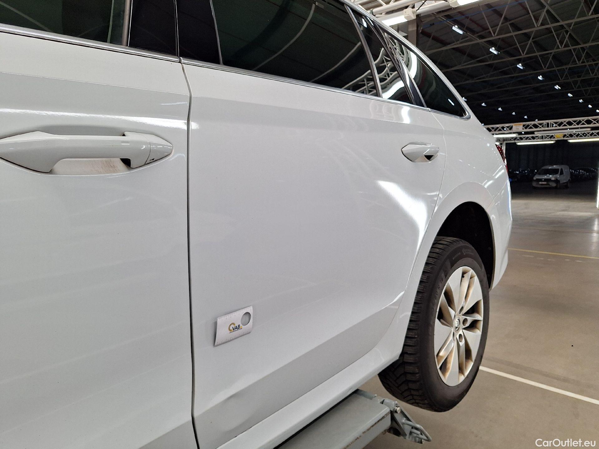  Skoda  Octavia Skoda,  Combi '20, Skoda  Combi 2.0 CRTDI 85kW Ambition 5d #29