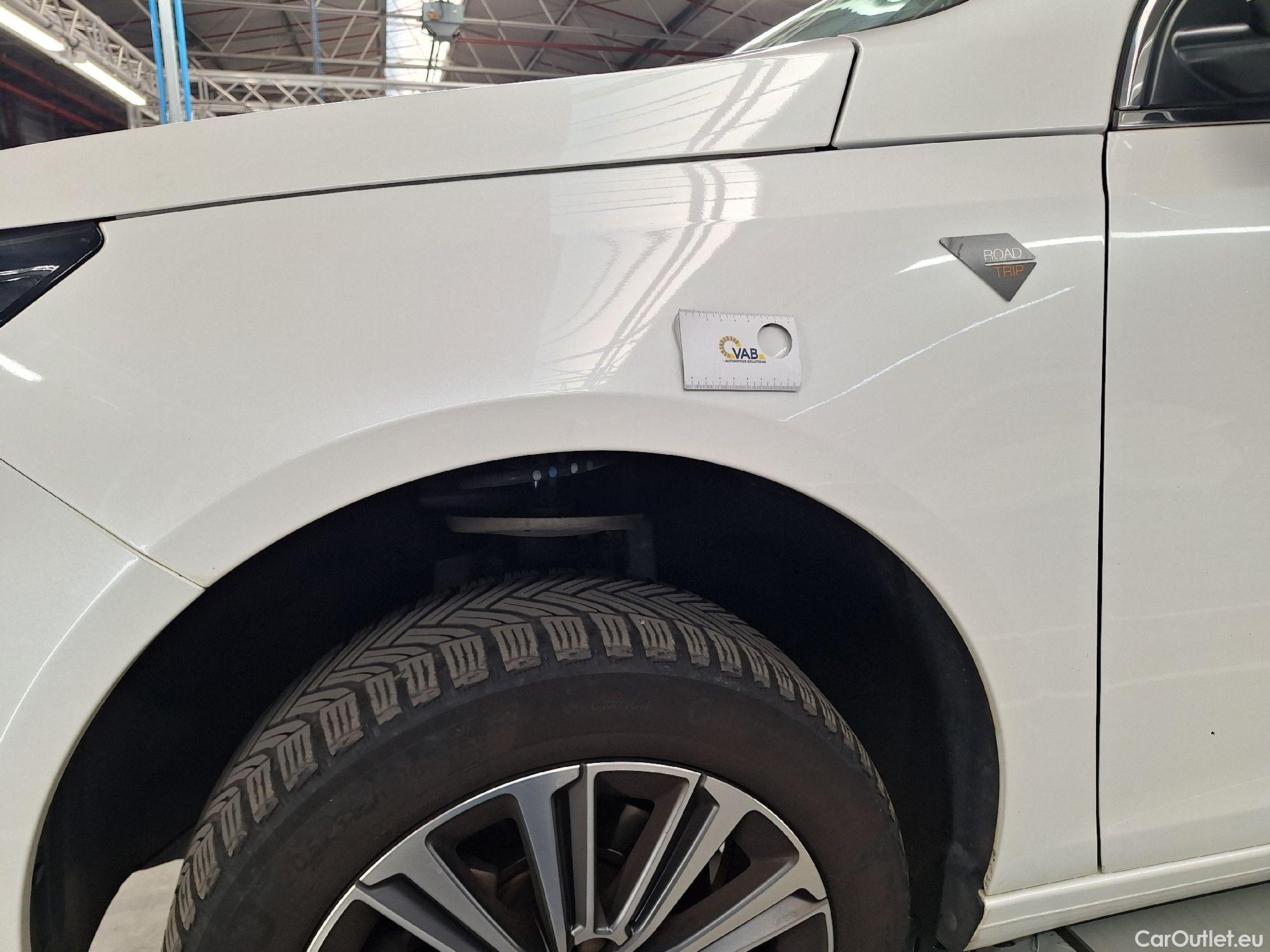  Peugeot  308 Peugeot,  FL'17, Peugeot  1.2 PureTech 130 S&S EAT8 Roadtrip 5d #15