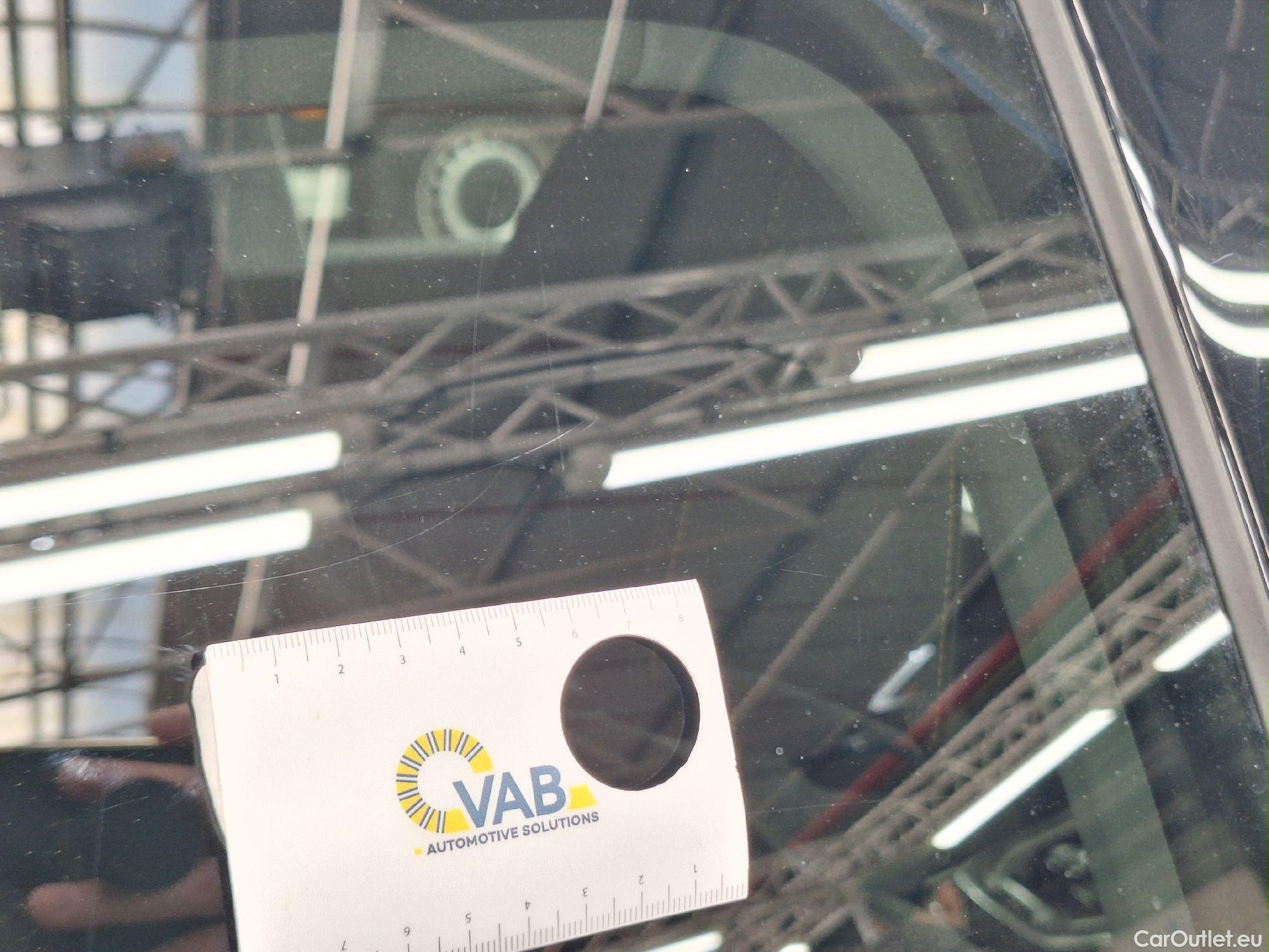  Peugeot  308 Peugeot,  FL'17, Peugeot  1.2 PureTech 130 S&S EAT8 Roadtrip 5d #12