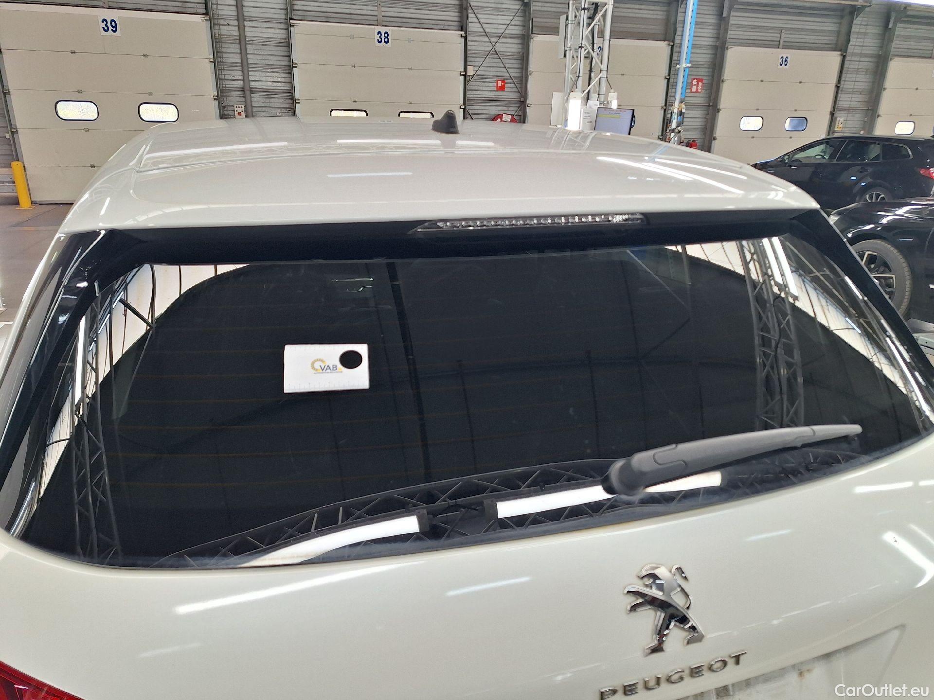  Peugeot  308 Peugeot,  FL'17, Peugeot  1.2 PureTech 130 S&S EAT8 Roadtrip 5d #7