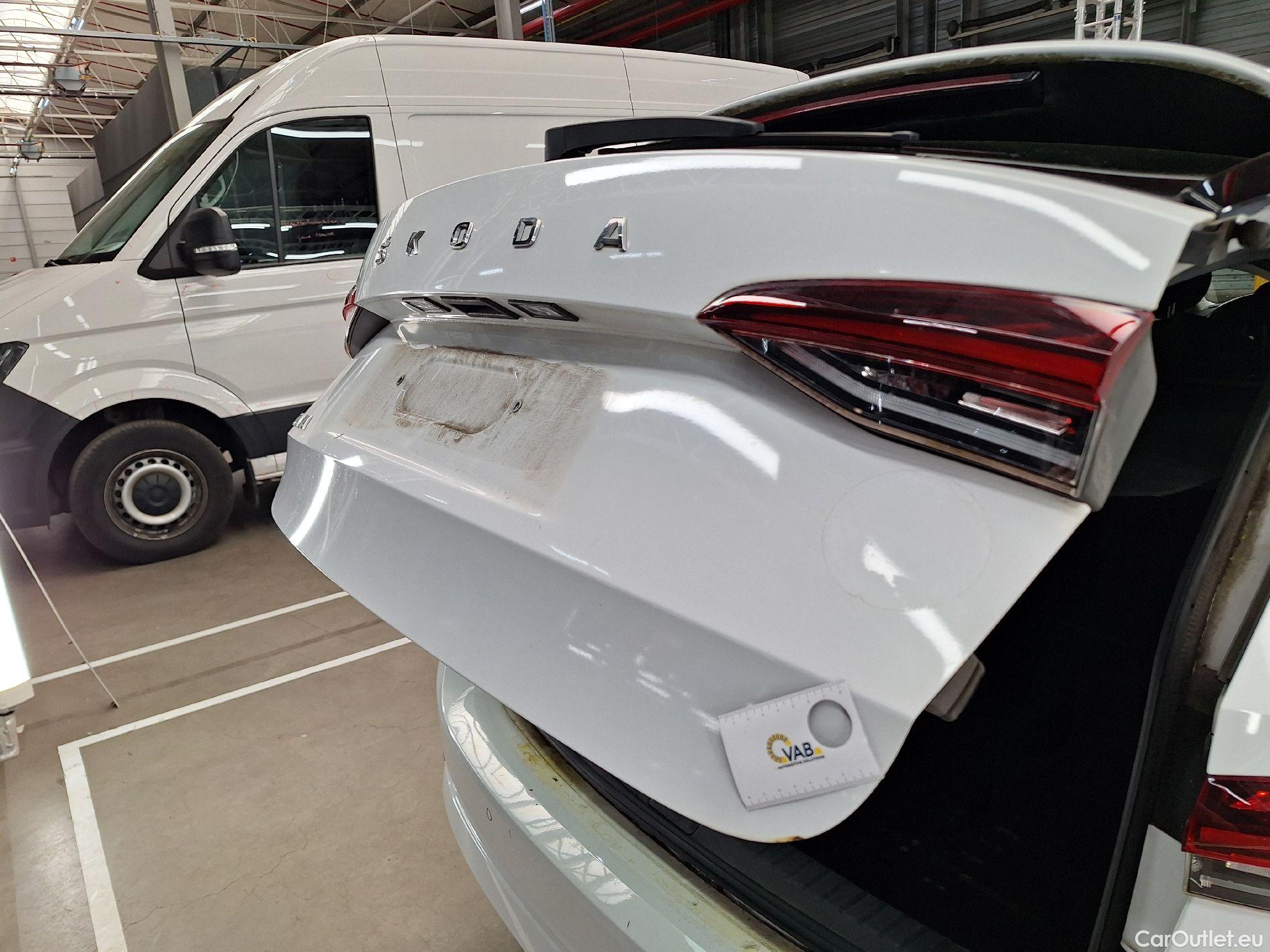  Skoda  Octavia Skoda,  Combi '20, Skoda  Combi 2.0 CRTDI 85kW Ambition 5d #15