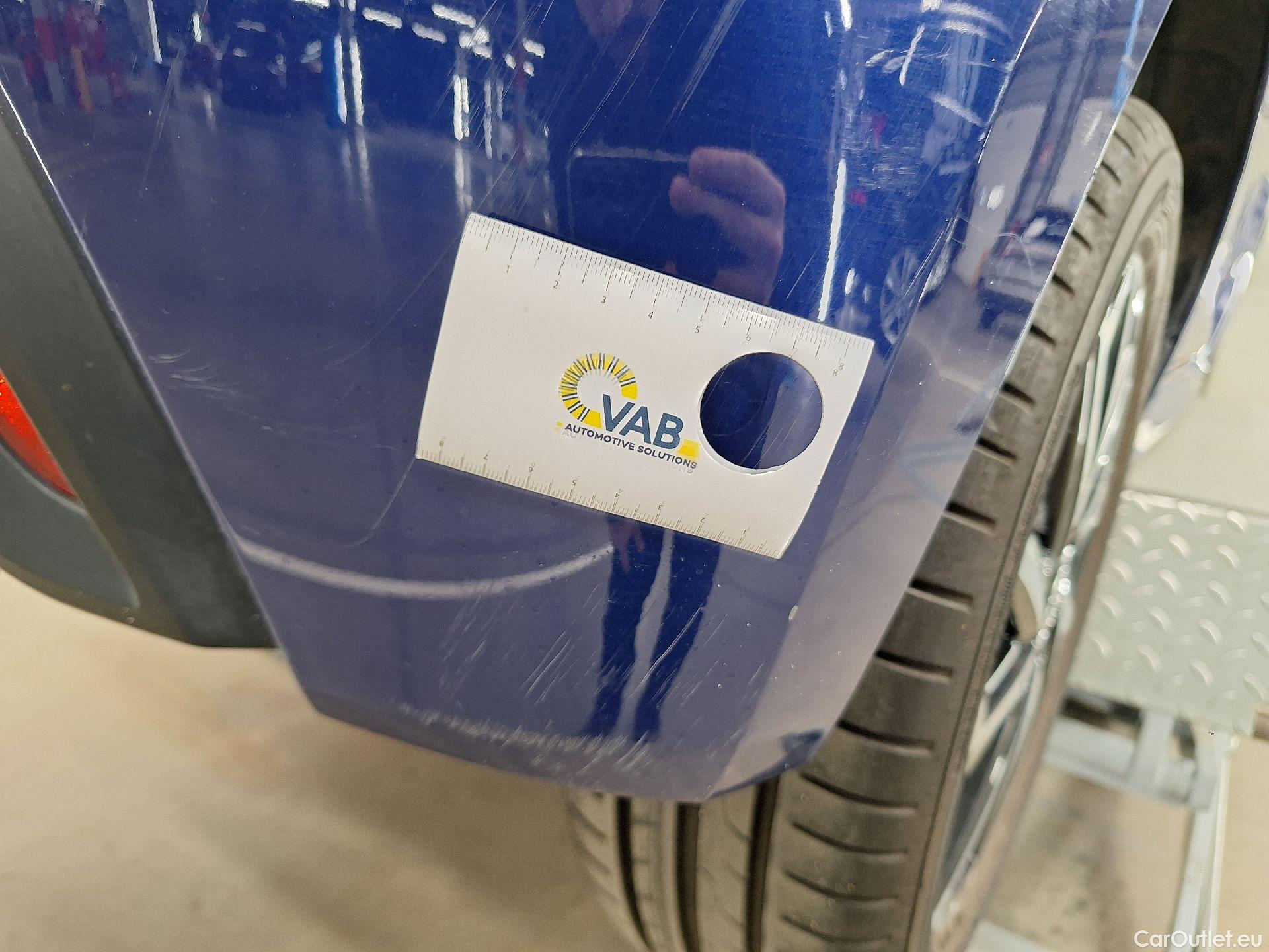  Toyota  Yaris Toyota,  '20, Toyota  1.5 VVT-i Hybrid Iconic e-CVT 5d #35