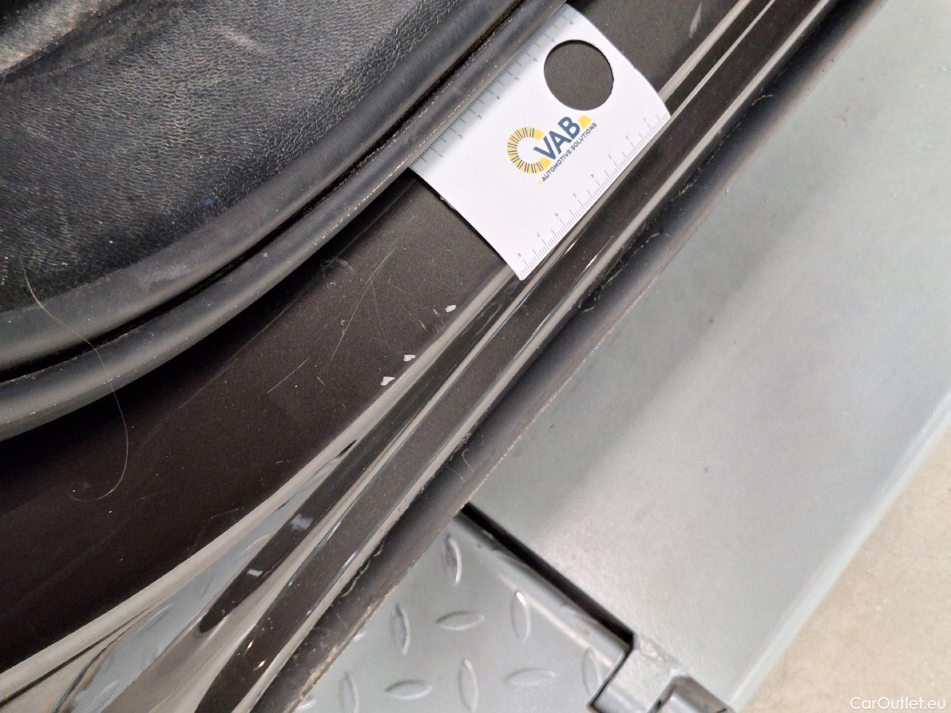  Volvo  XC60 Volvo,  FL'21, Volvo  B4 D Geartronic R-Design 5d #16