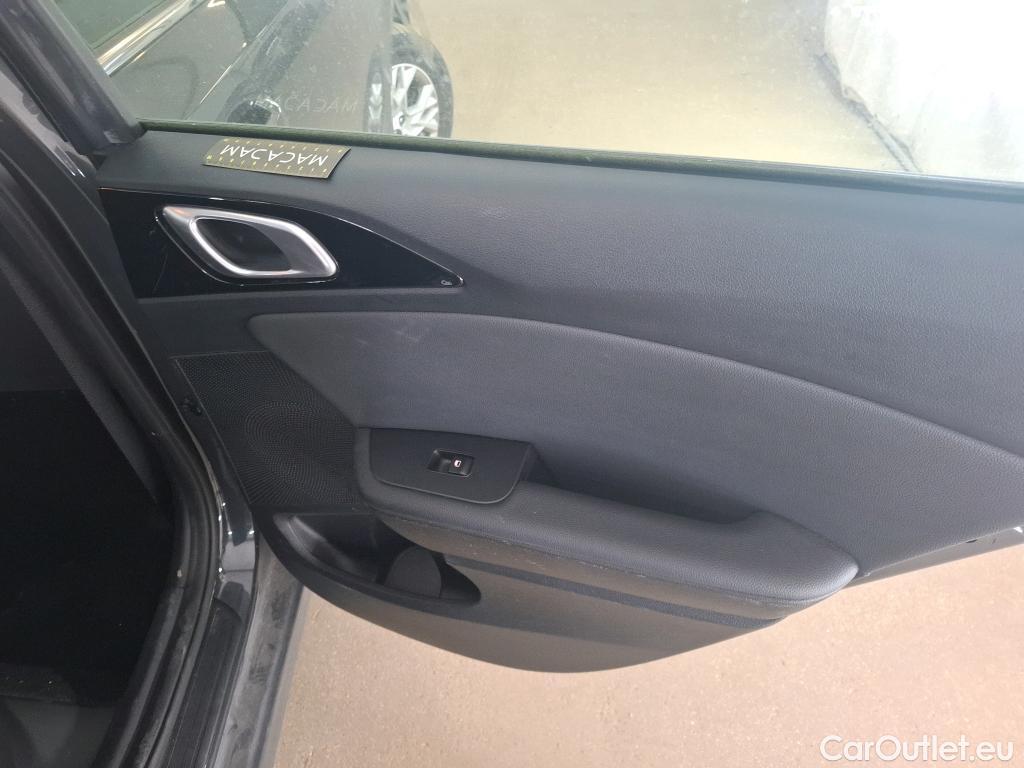  KIA  Cee'd Ceed Sportswagon Active 1.5 T-GDI 160CV BVM6 E6d #48