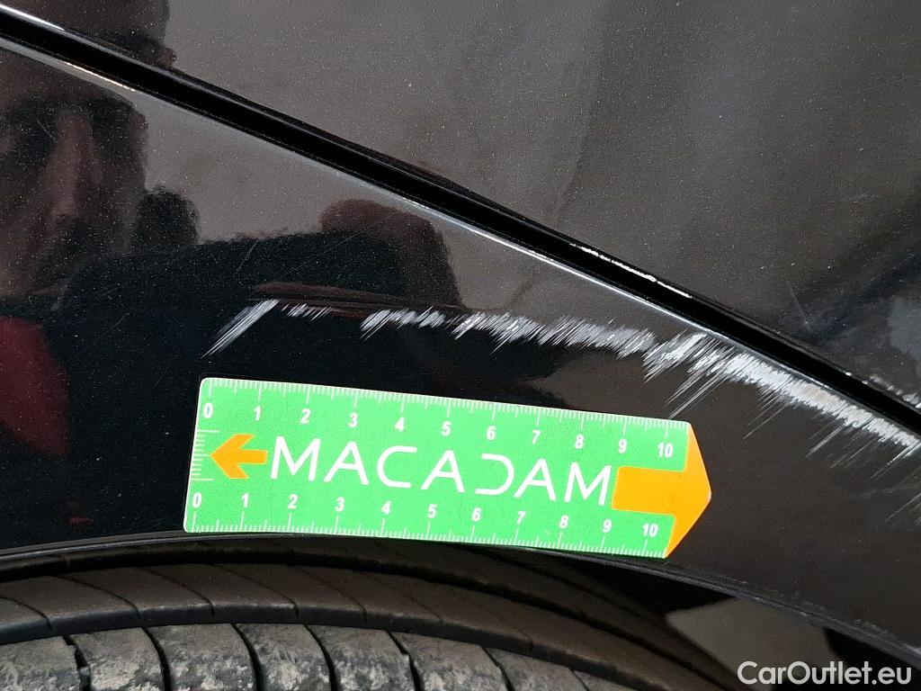  Mercedes  A-Klasse MERCEDES-BENZ Classe A Compact / 2018 / 5P / Berline A 180 d Business Line 8G-DCT #4