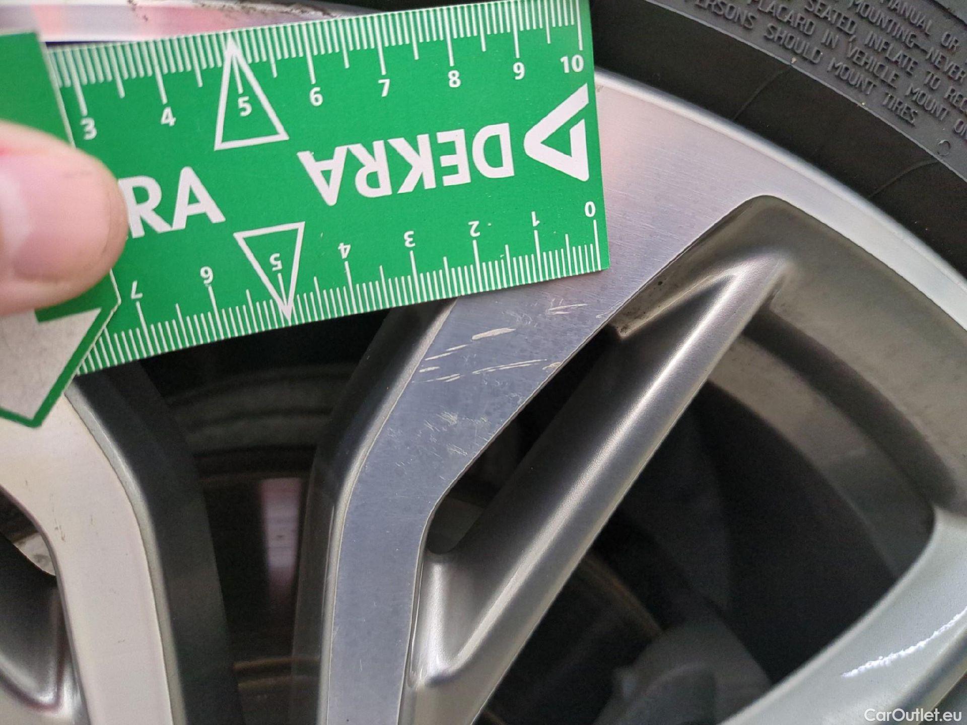  Bmw  X1 Série  sDrive16d Lounge 1.5 115CV BVA7 E6d #37