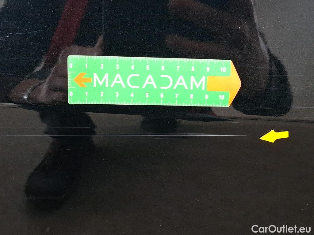  Mercedes  A-Klasse MERCEDES-BENZ Classe A Compact / 2018 / 5P / Berline A 180 d Business Line 8G-DCT #9